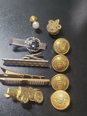 Men's Tie Clip and Cufflink Lot Unbranded